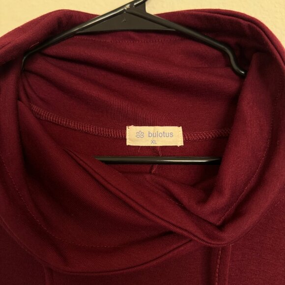 XL Bulotus Burgundy CowlNeck Sweater - Picture 2 of 6